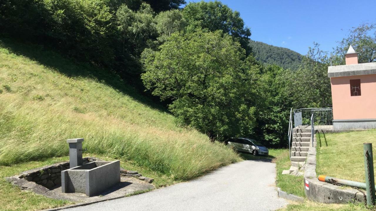 Ferienwohnung Rustico Ai Monti Cadenazzo Dış mekan fotoğraf